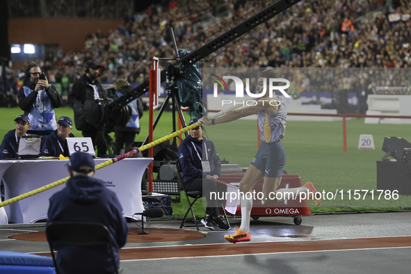 Armand Duplantis of Sweden competes in the Men's Pole Vault during the Wanda Diamond League 2024 final event, an athletics meeting. Armand G...