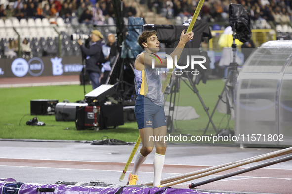 Armand Duplantis of Sweden competes in the Men's Pole Vault during the Wanda Diamond League 2024 final event, an athletics meeting. Armand G...