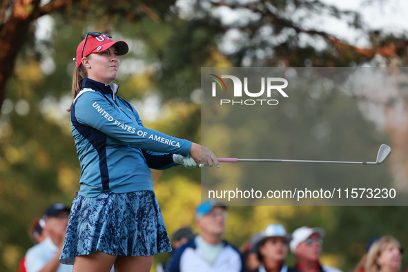 GAINESVILLE, VIRGINIA - SEPTEMBER 14: Jennifer Kupcho of the United States plays her tee shot on the 4th hole during Foursomes Matches on Da...