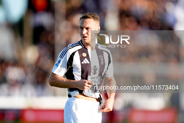 Teun Koopmeiners of Juventus FC looks on during the Serie A Enilive match between Empoli FC and Juventus FC at Stadio Carlo Castellani on Se...