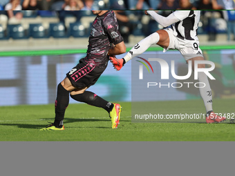 Dusan Vlahovic of Juventus FC controls the ball during the Serie A match between Empoli FC and Juventus FC in Empoli, Italy, on September 14...