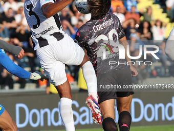 Lorenzo Colombo of Empoli FC and Silva Nascimento Bremer of Juventus FC battle for the ball during the Serie A match between Empoli FC and J...