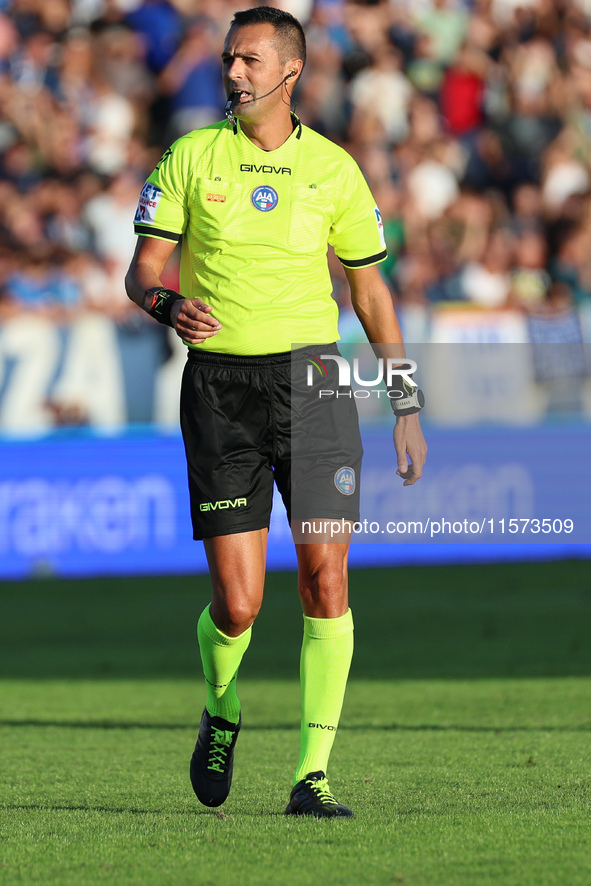 Referee Marco Di Bello officiates the Serie A match between Empoli FC and Juventus FC in Empoli, Italy, on September 14, 2024, at the stadiu...