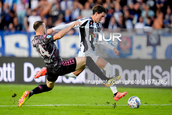 Dusan Vlahovic of Juventus FC misses to score first goal during the Serie A Enilive match between Empoli FC and Juventus FC at Stadio Carlo...