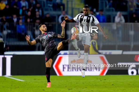 Pierre Kalulu of Juventus FC and Giuseppe Pezzella of Empoli FC compete for the ball during the Serie A Enilive match between Empoli FC and...