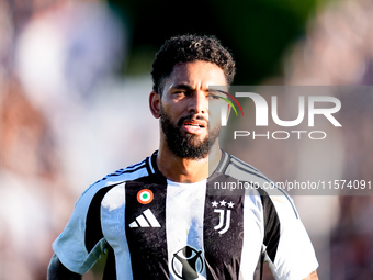 Douglas Luiz of Juventus FC looks on during the Serie A Enilive match between Empoli FC and Juventus FC at Stadio Carlo Castellani on Septem...