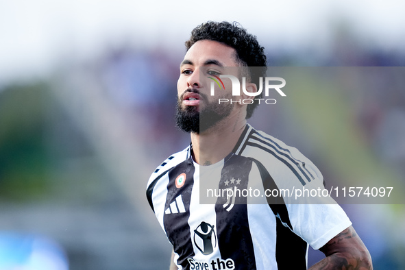 Douglas Luiz of Juventus FC looks on during the Serie A Enilive match between Empoli FC and Juventus FC at Stadio Carlo Castellani on Septem...