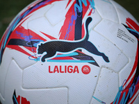 The official ball of LaLiga during the match between RCD Espanyol and Deportivo Alaves, corresponding to week 5 of LaLiga EA Sports, is play...