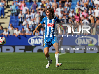 Carlos Romero plays during the match between RCD Espanyol and Deportivo Alaves, corresponding to week 5 of LaLiga EA Sports, at the RCDE Sta...