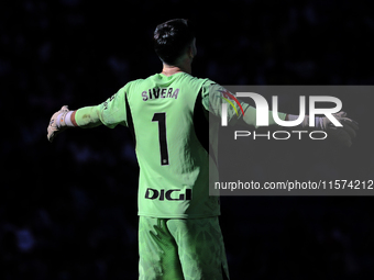 Antonio Sivera plays during the match between RCD Espanyol and Deportivo Alaves, corresponding to week 5 of LaLiga EA Sports, at the RCDE St...