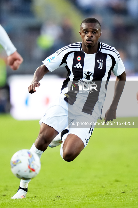 Pierre Kalulu of Juventus FC in action during the Serie A Enilive match between Empoli FC and Juventus FC at Stadio Carlo Castellani on Sept...