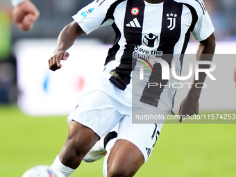 Pierre Kalulu of Juventus FC in action during the Serie A Enilive match between Empoli FC and Juventus FC at Stadio Carlo Castellani on Sept...