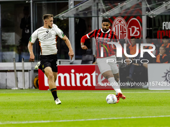 Ruben Loftus-Cheek plays during the Serie A match between AC Milan and Venezia FC in Milano, Italy, on September 14, 2024, at Stadio Giusepp...