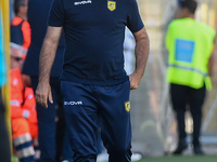 Guido Pagliuca Head Coach of SS Juve Stabia during the Serie B match between SS Juve Stabia and Palermo FC at Stadio Romeo Menti Castellamma...