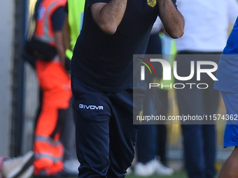 Guido Pagliuca Head Coach of SS Juve Stabia during the Serie B match between SS Juve Stabia and Palermo FC at Stadio Romeo Menti Castellamma...