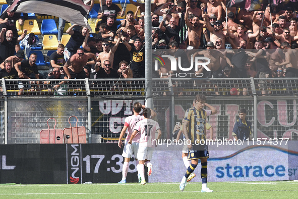 Jacopo Segre of Palermo FC celebrates with team mates after scoring during the Serie B match between SS Juve Stabia and Palermo FC at Stadio...