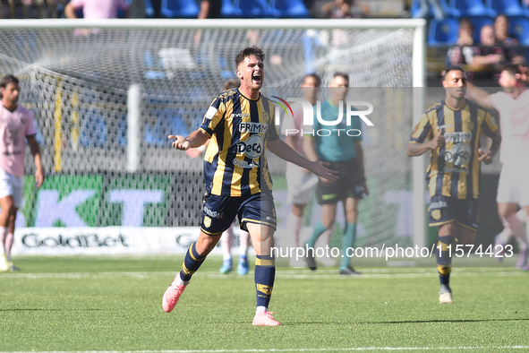 Andrea Adorante of SS Juve Stabia celebrates after scoring during the Serie B match between SS Juve Stabia and Palermo FC at Stadio Romeo Me...