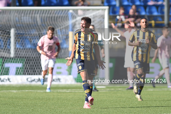 Andrea Adorante of SS Juve Stabia celebrates after scoring during the Serie B match between SS Juve Stabia and Palermo FC at Stadio Romeo Me...