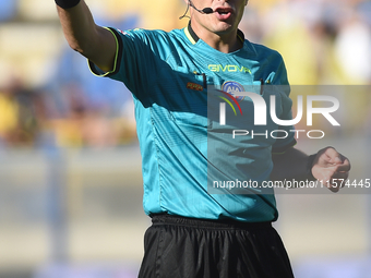 Referee Simone Sozza during the Serie B match between SS Juve Stabia and Palermo FC at Stadio Romeo Menti Castellammare Di Stabia Italy on 1...