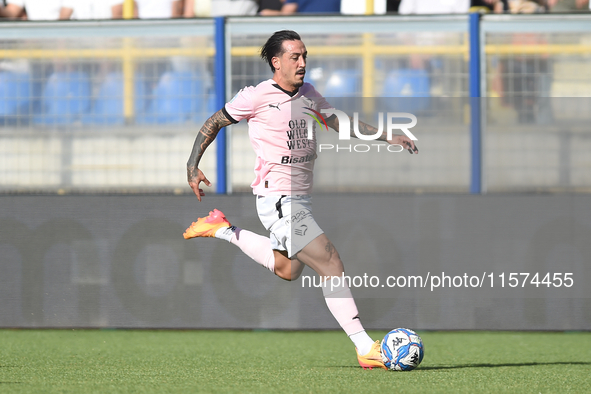 Francesco Di Mariano of Palermo FC during the Serie B match between SS Juve Stabia and Palermo FC at Stadio Romeo Menti Castellammare Di Sta...