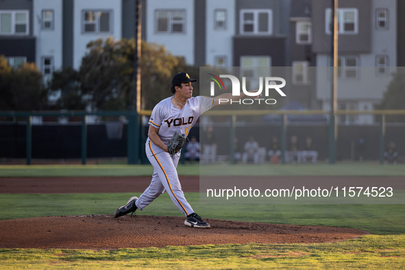 The Oakland Ballers (1) beat the Yolo High Wheelers (0) in game 2 (round 1) of the Pioneer Baseball League's playoffs in Oakland, Calif., on...