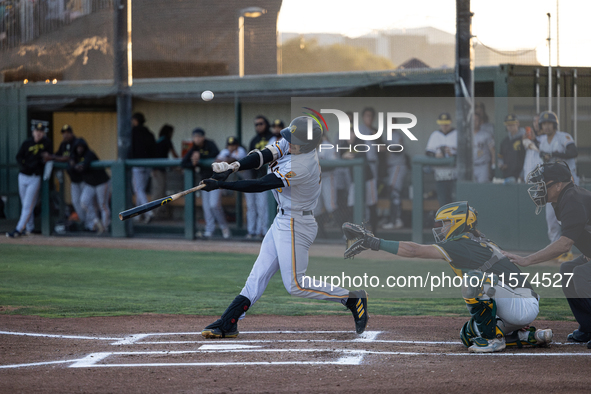 The Oakland Ballers (1) beat the Yolo High Wheelers (0) in game 2 (round 1) of the Pioneer Baseball League's playoffs in Oakland, Calif., on...