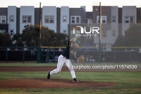 The Oakland Ballers (1) beat the Yolo High Wheelers (0) in game 2 (round 1) of the Pioneer Baseball League's playoffs in Oakland, Calif., on...