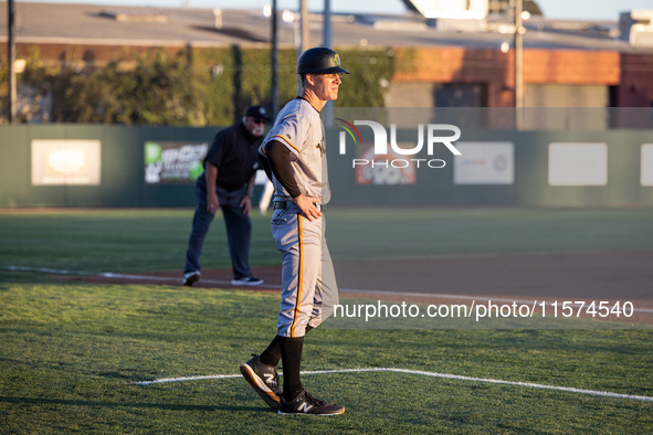 The Oakland Ballers (1) beat the Yolo High Wheelers (0) in game 2 (round 1) of the Pioneer Baseball League's playoffs in Oakland, Calif., on...