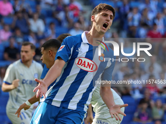 Marash Kumbulla plays during the match between RCD Espanyol and Deportivo Alaves, corresponding to week 5 of LaLiga EA Sports, at the RCDE S...