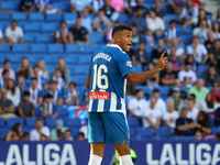 Walid Cheddira plays during the match between RCD Espanyol and Deportivo Alaves, corresponding to week 5 of LaLiga EA Sports, at the RCDE St...