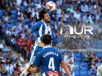 Leandro Cabrera plays during the match between RCD Espanyol and Deportivo Alaves, corresponding to week 5 of LaLiga EA Sports, at the RCDE S...