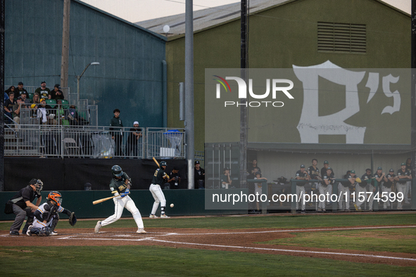 The Oakland Ballers (1) beat the Yolo High Wheelers (0) in game 2 (round 1) of the Pioneer Baseball League's playoffs in Oakland, Calif., on...