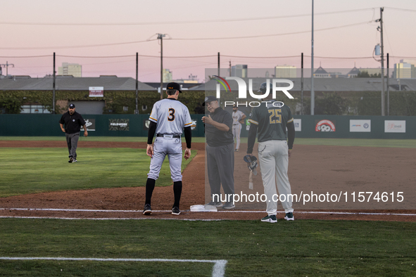 The Oakland Ballers (1) beat the Yolo High Wheelers (0) in game 2 (round 1) of the Pioneer Baseball League's playoffs in Oakland, Calif., on...