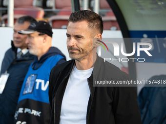 Coach Robert Kolendowicz during the game between KS Cracovia and Pogon Szczecin in Krakow, Poland, on September 14, 2024. PKO BP Ekstraklasa...