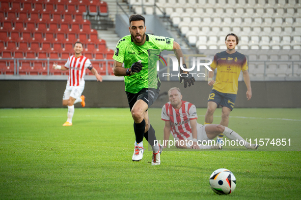 Goalkeeper Valentin Cojocaru during the game between KS Cracovia and Pogon Szczecin in Krakow, Poland, on September 14, 2024. PKO BP Ekstrak...