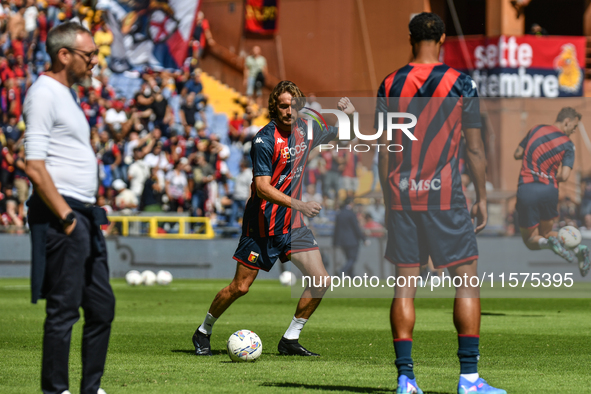 Stefanos Tsitsipas on the pitch with Genoa for the warm-up during the Serie A ENILIVE 24/25 match between Genoa CFC and AS Roma at Stadio Lu...