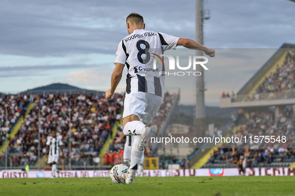 Teun Koopmeiners of Juventus FC controls the ball during the Serie A match between Empoli FC and Juventus FC in Empoli, Italy, on September...