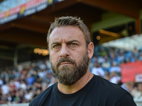 Daniele De Rossi coaches AS Roma during the Serie A ENILIVE 24/25 match between Genoa CFC and AS Roma at Stadio Luigi Ferraris in Genova, It...