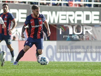 Iker Muniain of San Lorenzo plays the ball during a match between San Lorenzo and Velez as part of Copa de la Liga 2024 at Estadio Pedro Bid...