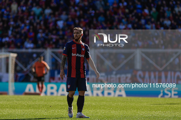 Iker Muniain of San Lorenzo is seen in action during the match between San Lorenzo and Velez as part of Copa de la Liga 2024 at Estadio Pedr...