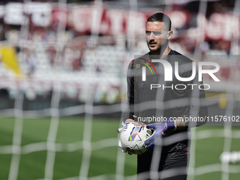 Wladimiro Falcone during the Serie A 2024-2025 match between Torino and Lecce in Torino, Italy, on September 15, 2024 (