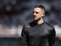 Wladimiro Falcone during the Serie A 2024-2025 match between Torino and Lecce in Torino, Italy, on September 15, 2024 (