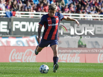 Elian Irala of San Lorenzo plays the ball during a match between San Lorenzo and Velez as part of Copa de la Liga 2024 at Estadio Pedro Bide...