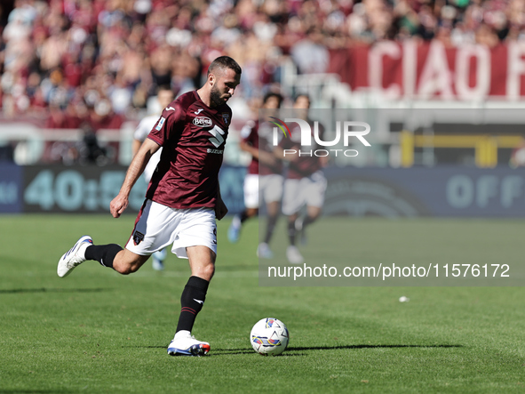 Sebastian Walukiewicz during the Serie A 2024-2025 match between Torino and Lecce in Torino, Italy, on September 15, 2024 