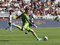 Wladimiro Falcone during the Serie A 2024-2025 match between Torino and Lecce in Torino, Italy, on September 15, 2024 (