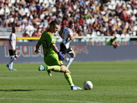 Wladimiro Falcone during the Serie A 2024-2025 match between Torino and Lecce in Torino, Italy, on September 15, 2024 (