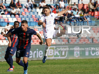 Fabio Borini of UC Sampdoria is in action during the Serie B match between Cosenza and Sampdoria at the Stadio ''Gigi Marulla'' in Cosenza,...