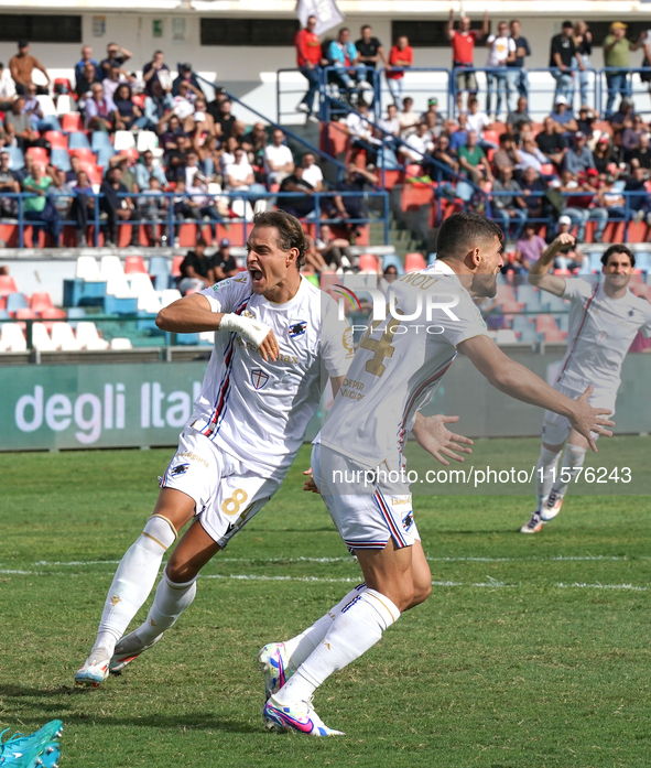 Players of Sampdoria celebrate a goal during the Serie B match between Cosenza and Sampdoria at the Stadio ''Gigi Marulla'' in Cosenza, Ital...