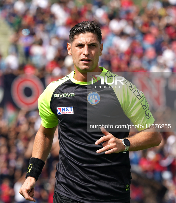 Referee Giuseppe Collu officiates the Serie B match between Cosenza and Sampdoria at the Stadio ''Gigi Marulla'' in Cosenza, Italy, on Septe...