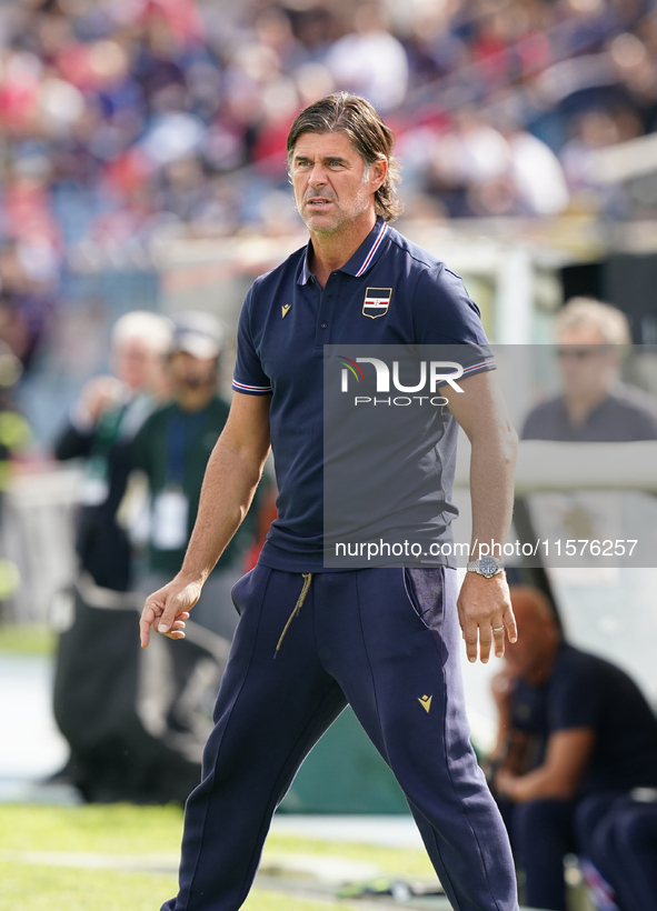 Andrea Sottil, head coach of UC Sampdoria, watches the Serie B match between Cosenza and Sampdoria at the Stadio ''Gigi Marulla'' in Cosenza...